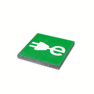 Tegel met opdruk 'Oplaadpunt-e'